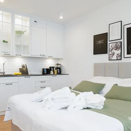 Apartment Baltic Amber Z Dostepem Do Basenow,strefy Saun, Jacuzzi Przez Caly Rok- Pinea Pobierowo-sannel For Rent Pobierowo