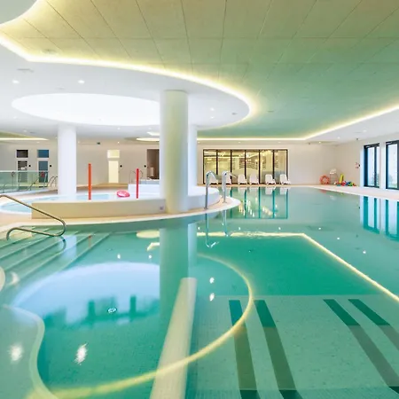 Baltic Amber Z Dostepem Do Basenow,strefy Saun, Jacuzzi Przez Caly Rok- Pinea Pobierowo-sannel For Rent * Pobierowo