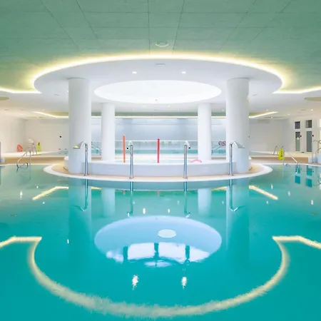 Baltic Amber Z Dostepem Do Basenow,strefy Saun, Jacuzzi Przez Caly Rok- Pinea Pobierowo-sannel For Rent Lejlighed Pobierowo