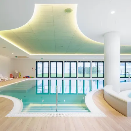 Baltic Amber Z Dostepem Do Basenow,strefy Saun, Jacuzzi Przez Caly Rok- Pinea Pobierowo-sannel For Rent Pobierowo