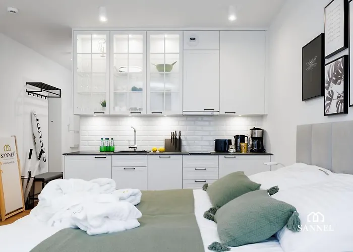 Baltic Amber Z Dostępem Do Basenów,strefy Saun, Jacuzzi Przez Cały Rok- Pinea Pobierowo-sannel For Rent Apartament Pobierowo