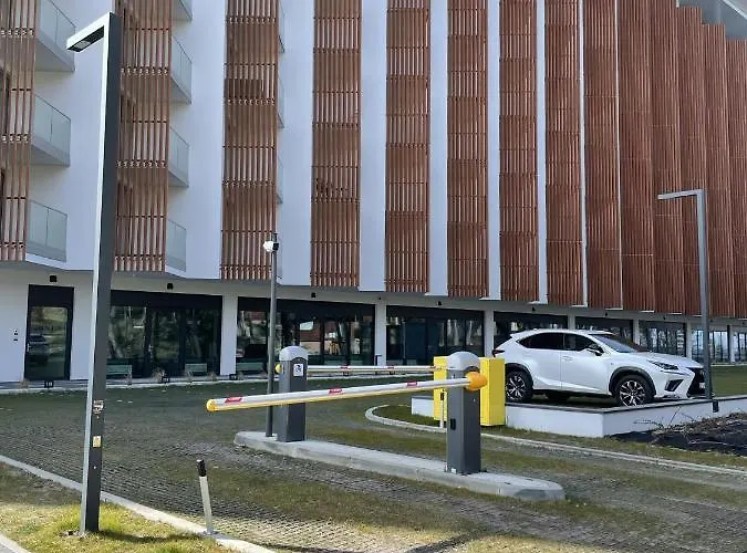 Baltic Amber Z Dostępem Do Basenów,strefy Saun, Jacuzzi Przez Cały Rok- Pinea Pobierowo-sannel For Rent * Pobierowo