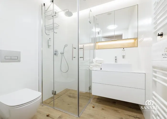 Baltic Amber Z Dostępem Do Basenów,strefy Saun, Jacuzzi Przez Cały Rok- Pinea Pobierowo-sannel For Rent Pobierowo